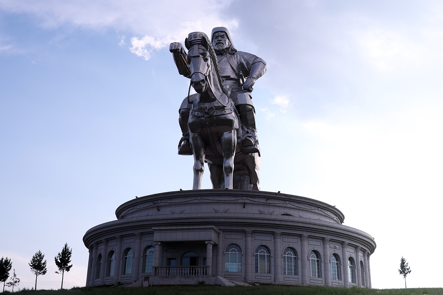 Equestrian statue of Genghis Khan